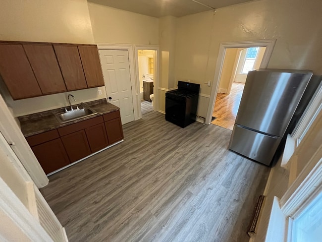 Photo - 918 S 12th St Apartment Unit 918 Lower
