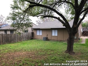 Photo - 8026 Fair Bend