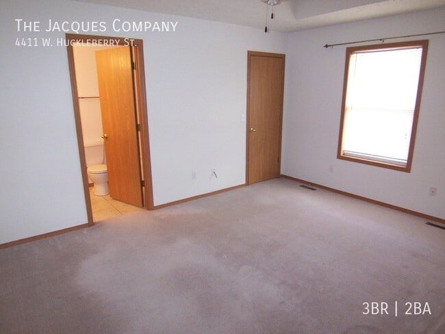 Photo - 4411 W Huckleberry St