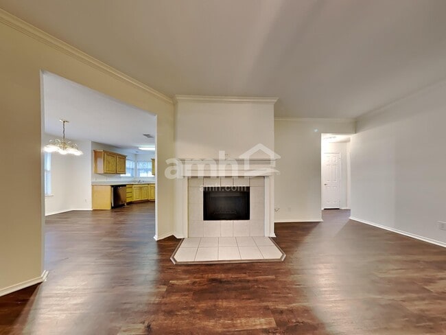 Photo - 150 Adams Dr