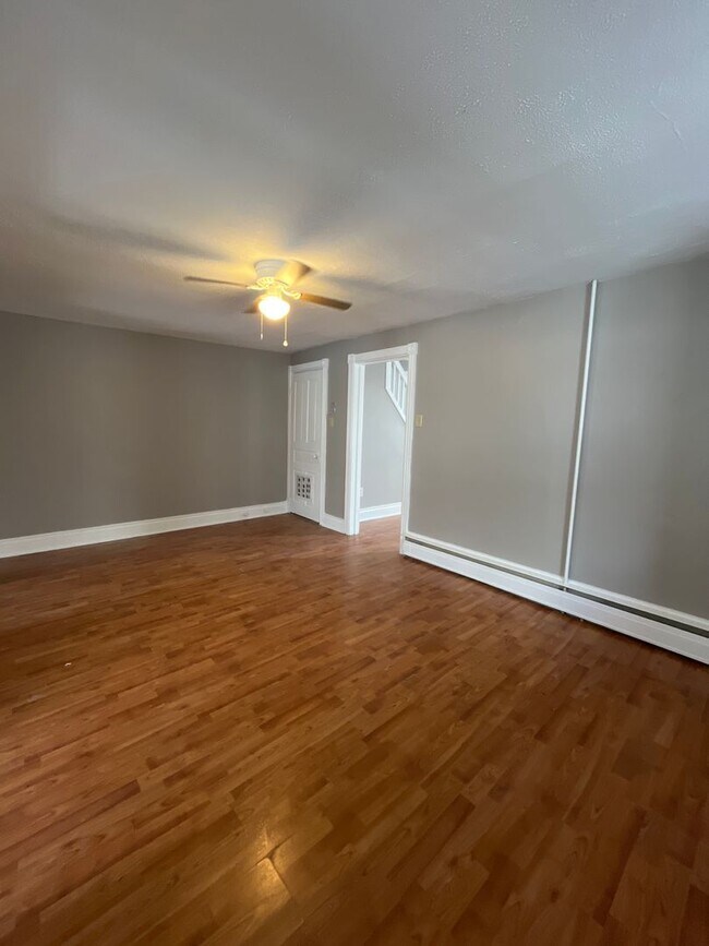 Photo - 2280 Main St Unit 3