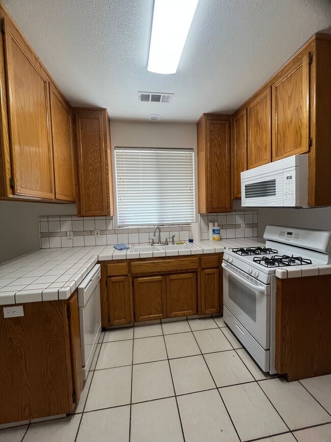 Photo - 1807 East Harter Court