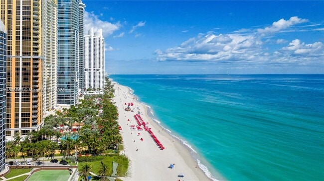 Building Photo - 17550 Collins Ave Unit 402 Rental