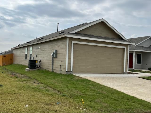 Photo - 1038 Raintree Rd