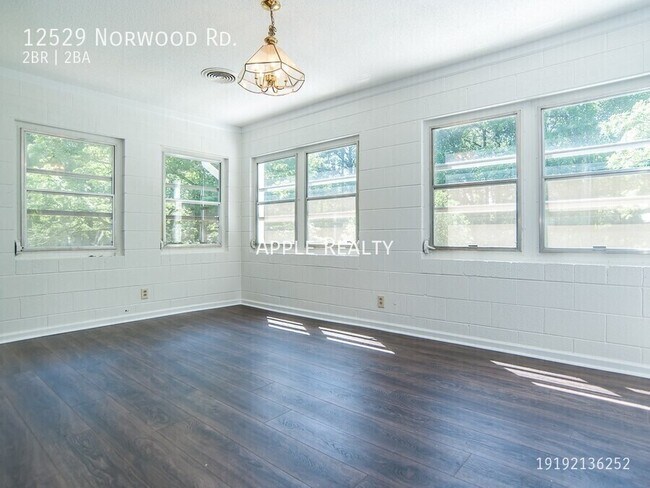 Photo - 12529 Norwood Rd