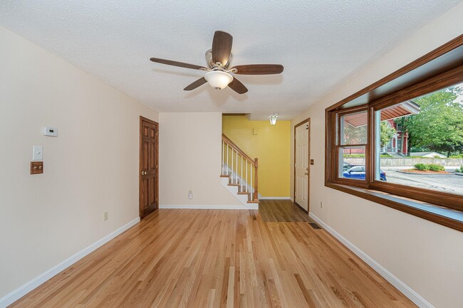 Photo - 44 Gillis St