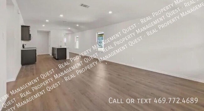 Photo - 403 Vitex Dr