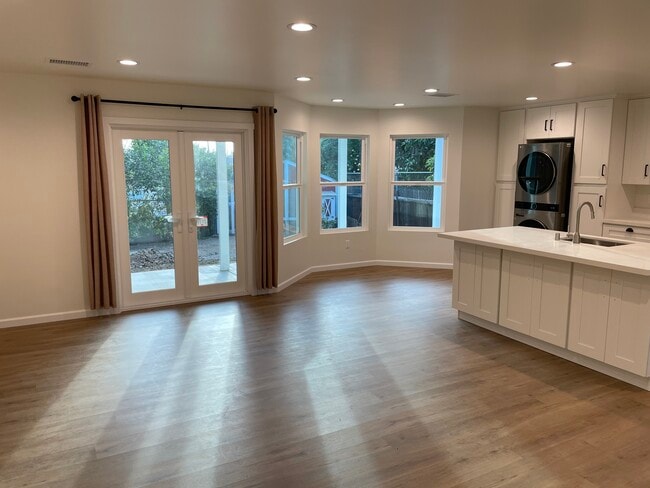 Photo - 1191 Hillside St Unit #2