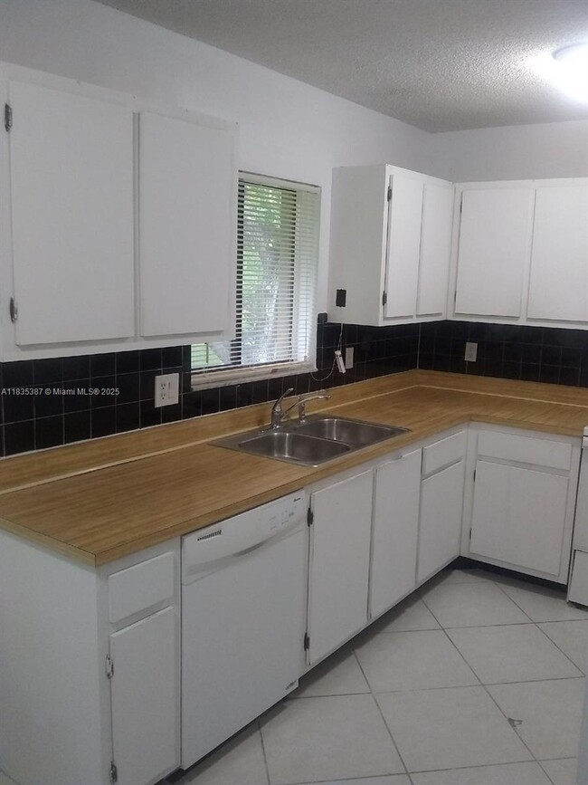 Photo - 159 NW 70th St Unit 610