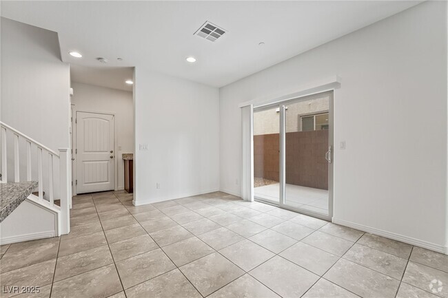 Building Photo - 3016 Via Contessa Rental