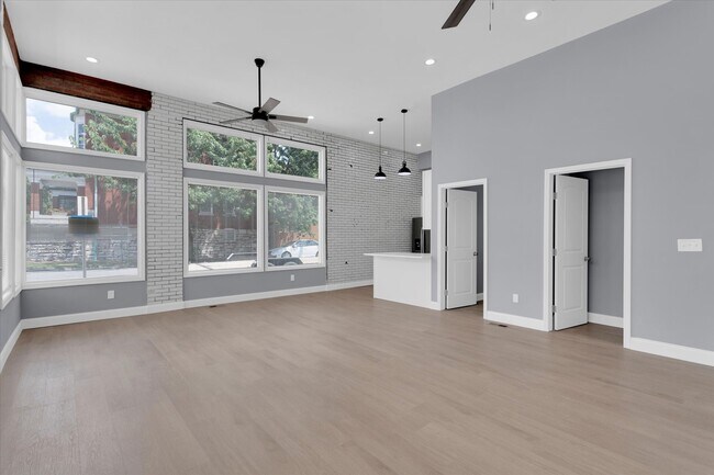 3500 Magnolia Ave Unit 1F