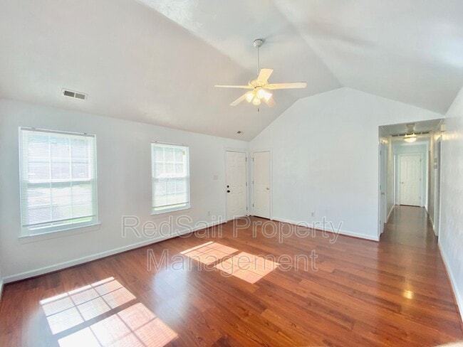 Photo - 500 Windward Dr