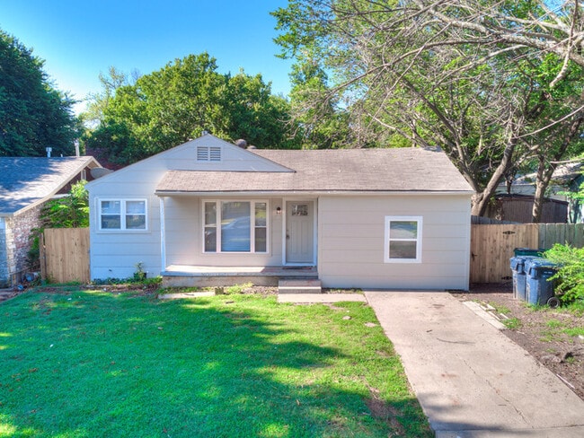 Building Photo - 2416 NW 42nd St