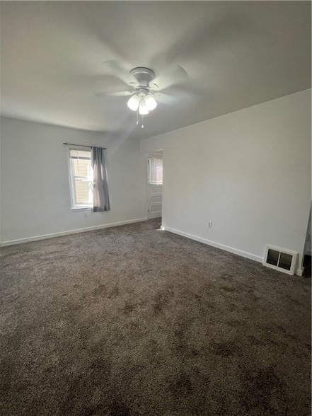 Photo - 1676 2nd St
