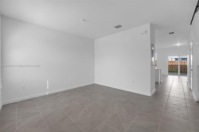 Photo - 2858 SE 25th Ave