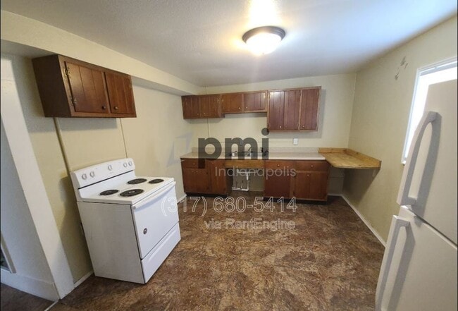 Photo - 1311 E 11th St Unidad Apartment 2