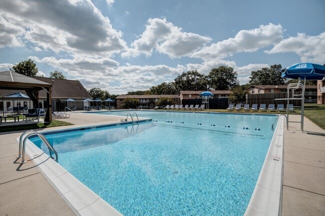 Willow Lake Apartment Homes
