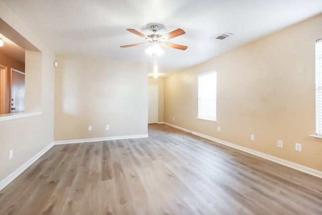 Photo - 11422 Seven Sisters Dr