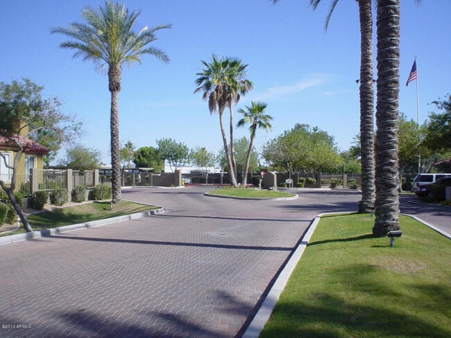 Photo - Premium Luxury 2 Bed 2 Bath Condo ++Pool/Spa ++Fitness