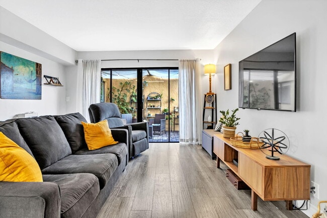 Photo - 8033 NW 71st Ct