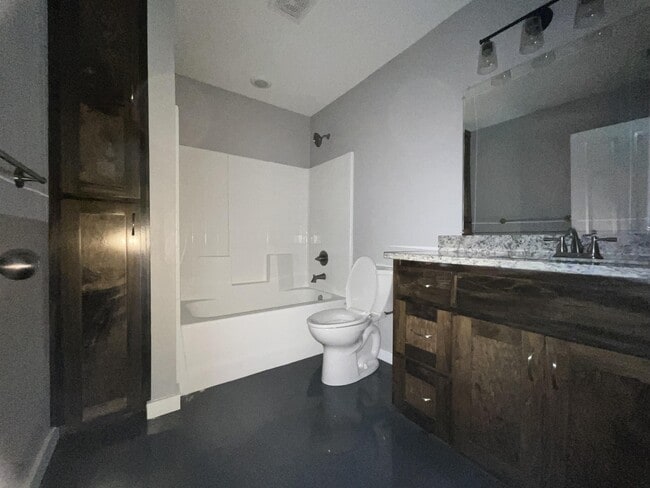 Photo - 113 Isabella St