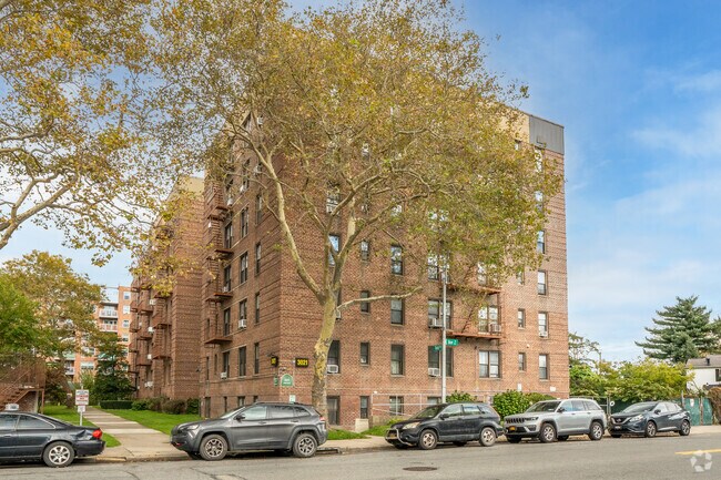 Photo - 3021 Avenue Z