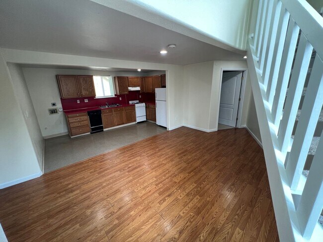 Photo - 685/A/1 Unit 685/A/1