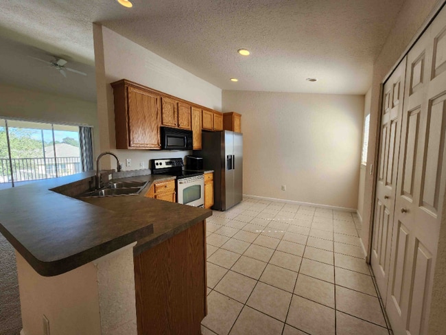 Photo - 4560 SW 52nd Cir Unit 108