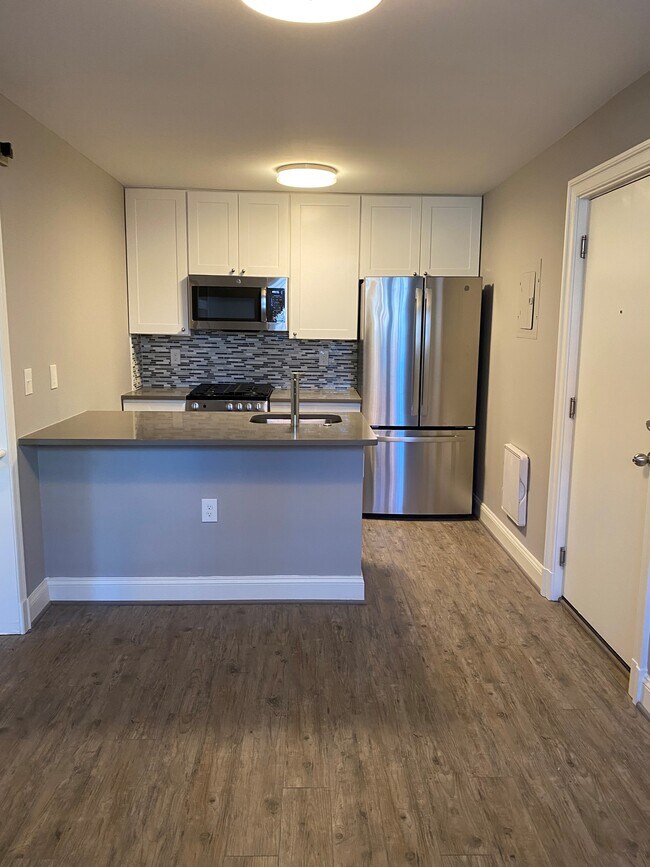 Photo - Butternut Apartments