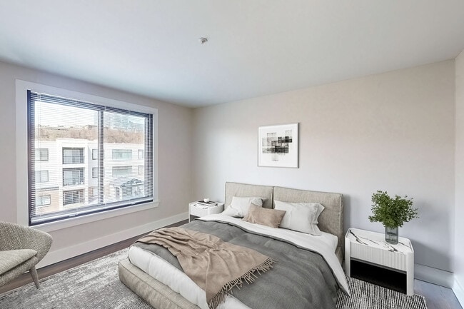 River Club Apartments