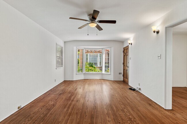 801-815 Saint Louis Avenue - 801-815 Saint Louis Avenue Apartment Unit 809