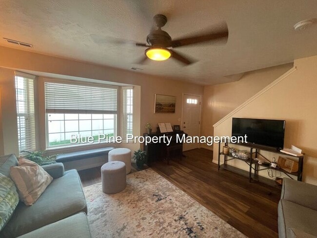 Photo - 577 Legacy Ln