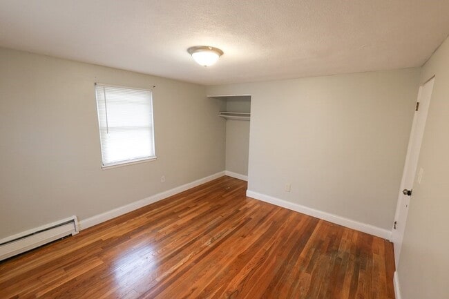 Photo - 18 Essex St Unit 3