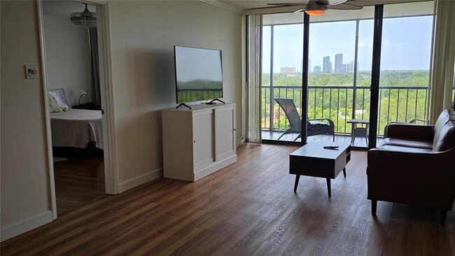 3211 W Swann Ave Unit 1005
