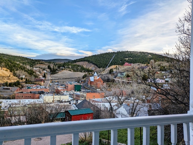 Photo - 202 E 3rd High St