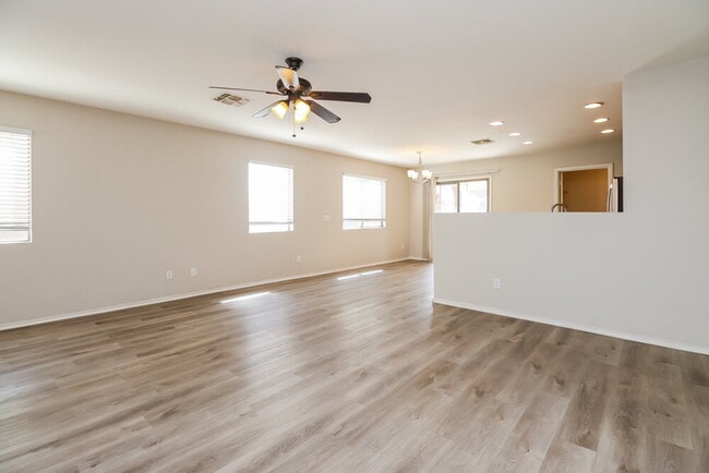 Photo - 1191 E Desert Moon Trail