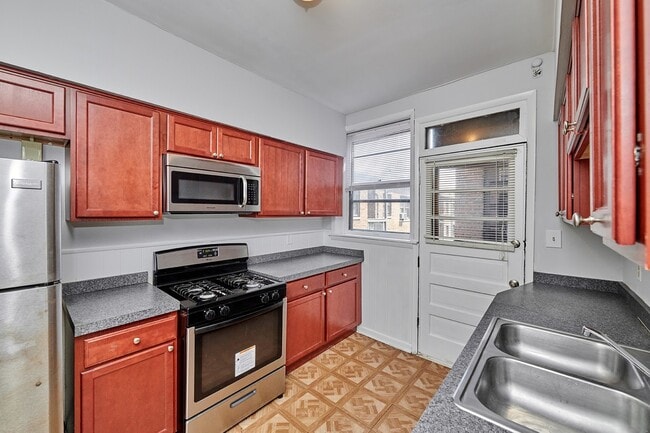 Photo - 5453 S Everett Ave Unidad 3A