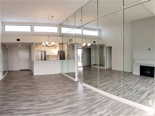 Photo - 950 Cagney Ln