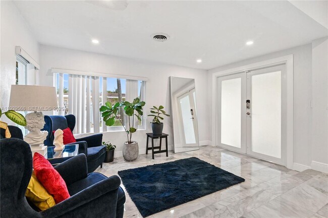 Photo - 5841 SW 58th Terrace