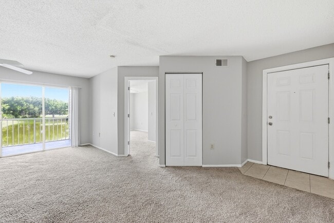 Photo - 1229 Bermuda Lakes Ln