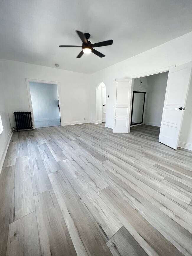 Photo - Serrano Towers