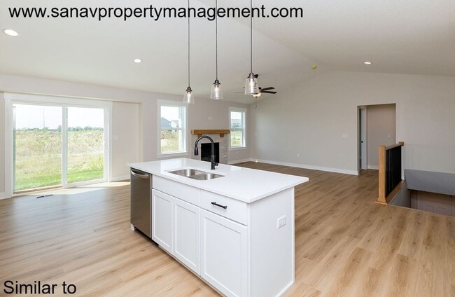 Photo - Luxury 2,200 Sq Ft Villa with Chef’s Kitch...