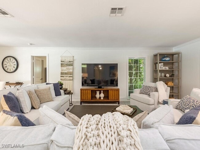 Photo - 206 1st Ave N