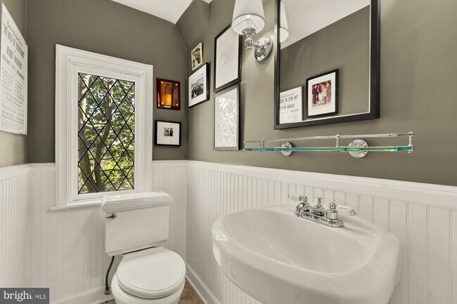 Photo - 7064 31st St NW