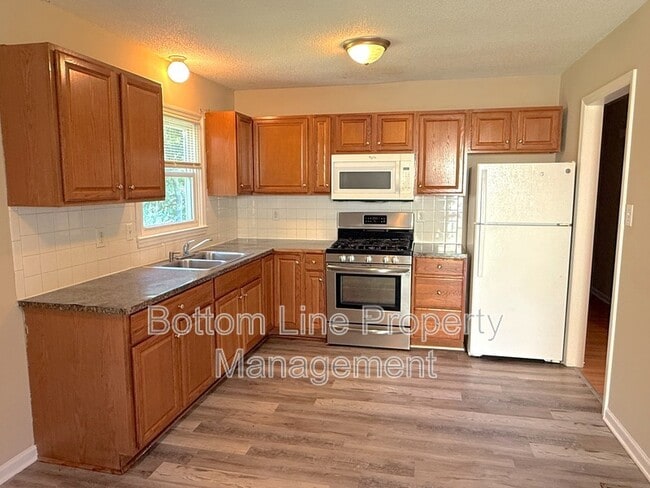 Photo - 612 Dundeen Dr