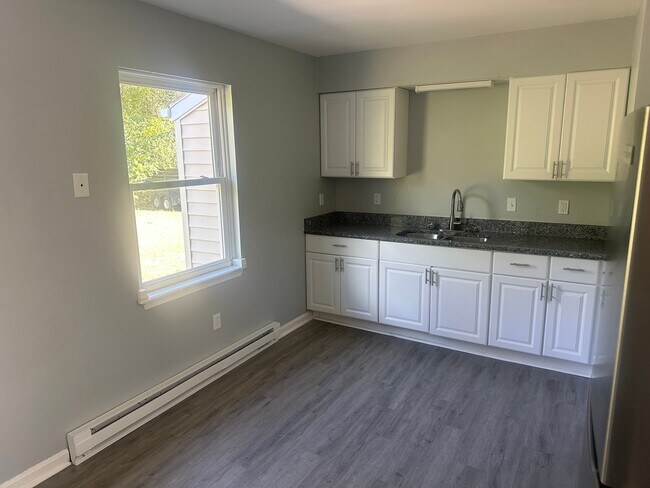 Photo - 413A Ogle Ave