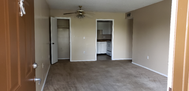 Photo - 476 Banyon Tree Cir Condo Unit 202