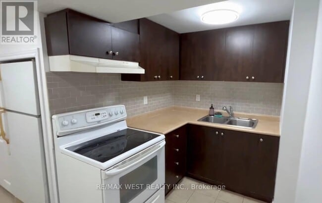 Photo - 157 Hollywood Hill Cir