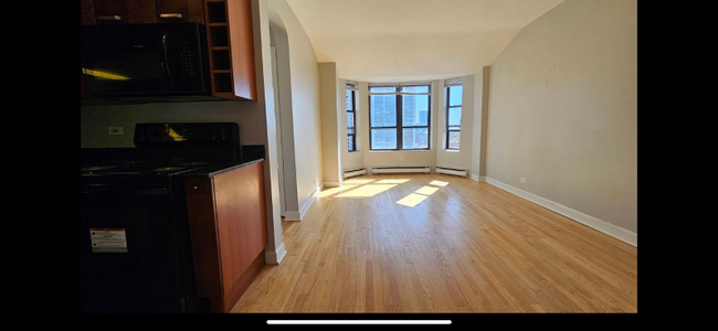 Photo - 732 W Bittersweet Pl Apartment Unit 1002