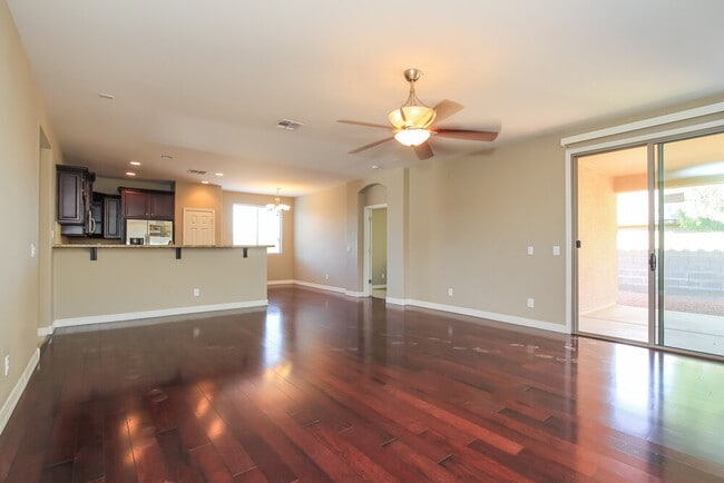 Photo - 2534 W Beverly Rd.